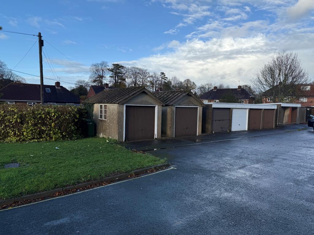 Lot: 14 - TWO PITCHED ROOF GARAGES - Garages